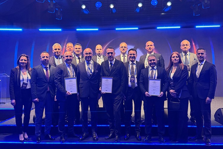 Otokoç 3 kentte Ford Başkanlık Ödülü kazandı