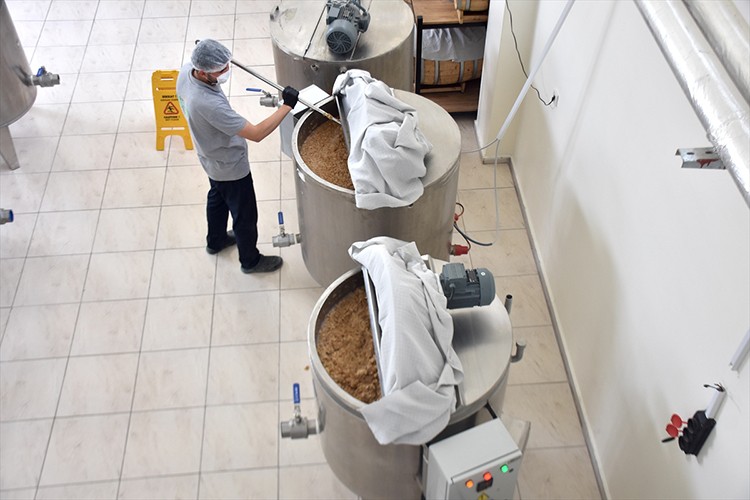 Doğal sirke üreten kadın girişimci birçok ülkeye ihracat yapıyor