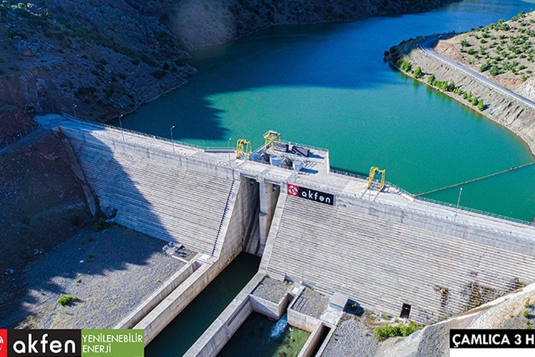 Akfen Yenilenebilir Enerji'nin kârı 2024 yılının ilk çeyreğinde 1 milyar TL'ye ulaştı
