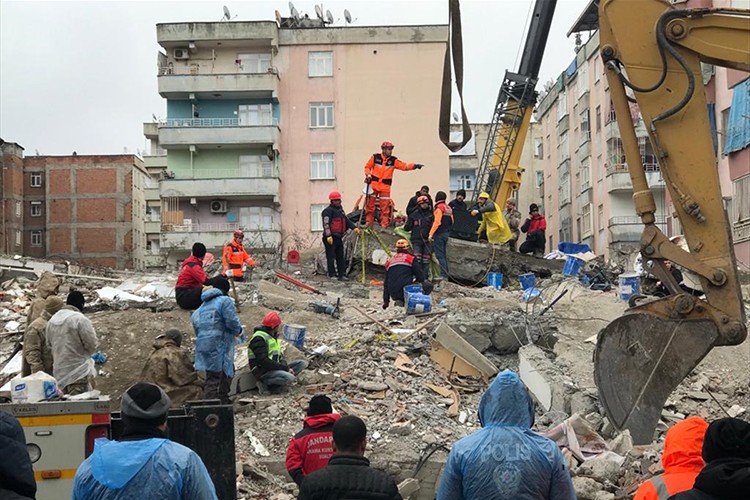 Sorun aynı: Kalitesizlik, denetimsizlik ve ihmalkârlık