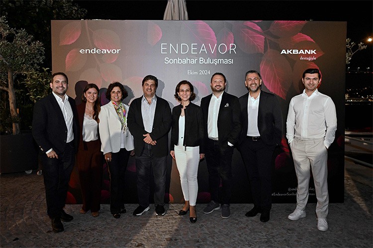 Endeavor'un geleneksel buluşması