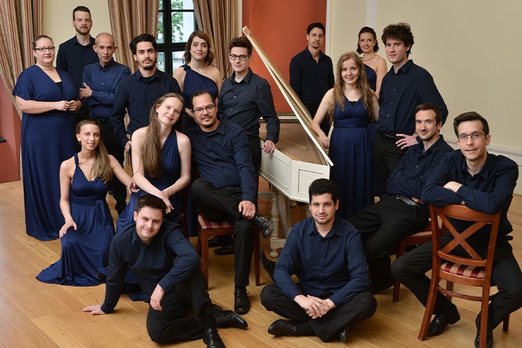 İş Sanat Nisan'da Dopdolu