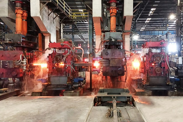 Katma değerli çelik profil üretimi başladı