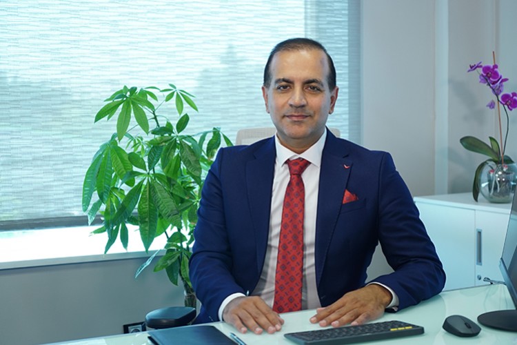 Leicester University Mikrolink'le 'Network Upgrade Projesini