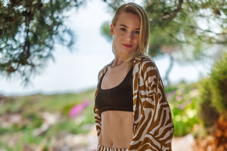 DUAL ile Resortwear'e yeni bir soluk