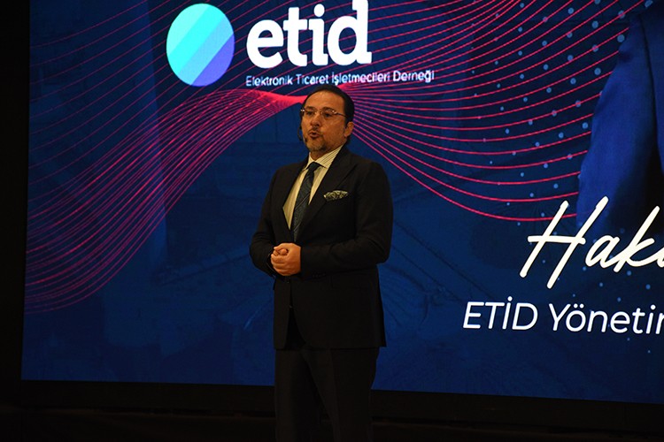 E-ticaret ve e-ihracat paydaşları Konya'da bir araya geldi