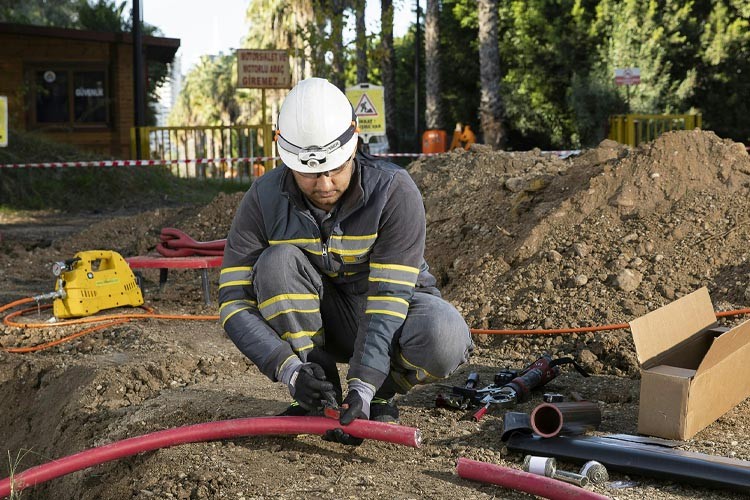 Toroslar EDAŞ Osmaniye'yi Bakım ve Yatırımlarıyla Aydınlattı