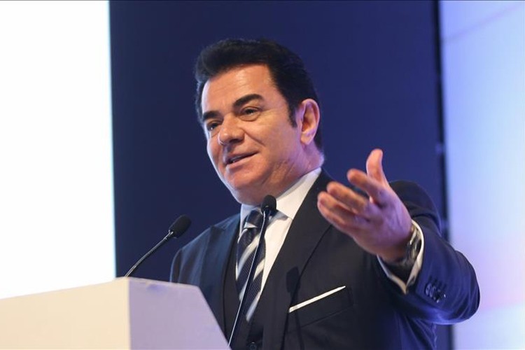 "Bankacılık sektörü çivi çakanın hizmetkarı olmalı"