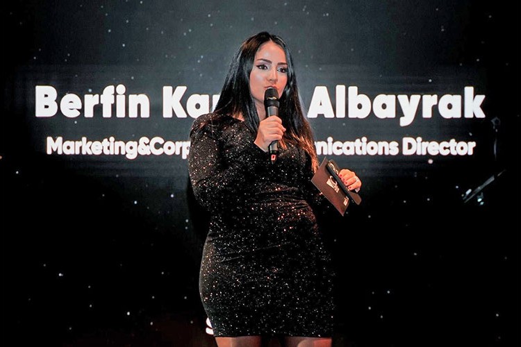 Guess saatleri 40. yılını davetle kutladı