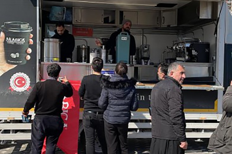 Arabıca Coffee House'dan afet bölgesine destek