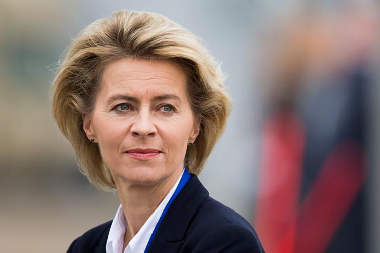 AB'den 4.9 milyar euro yardım