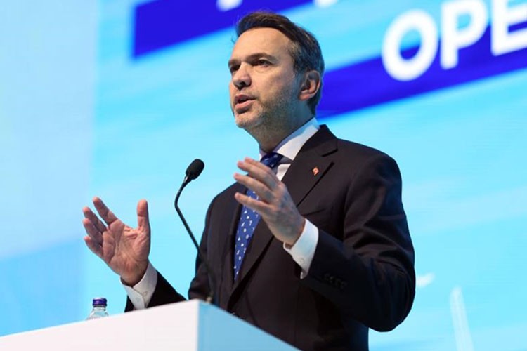 "Rüzgar ve güneşte kurulu gücümüz 37 bin 118 megavat"