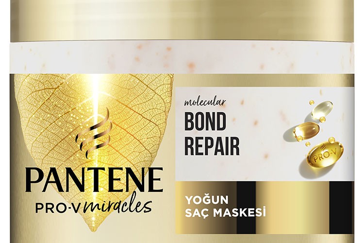 Pantene'in yeni serisi ile yenilenmiş saçlar