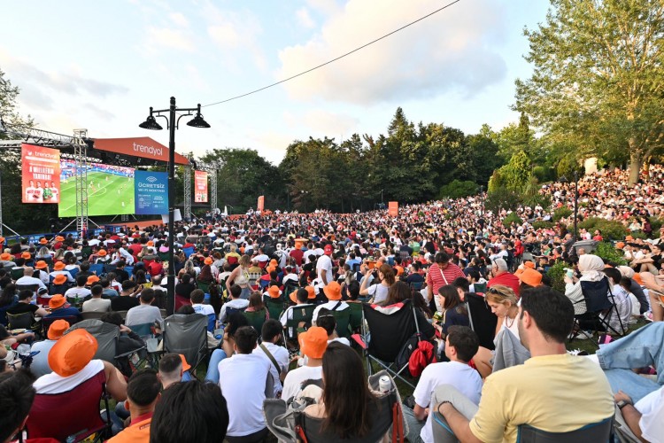 Heyecan Dorukta, Taraftar Parkta