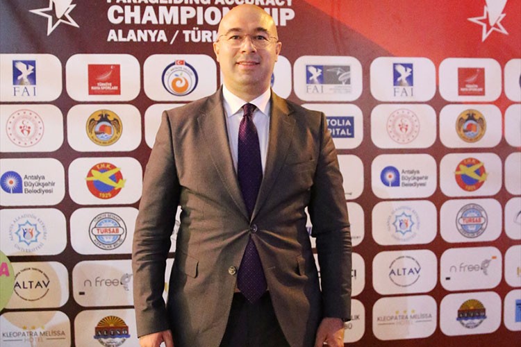 Türkiye'nin hedefi hava sporları turizminde markalaşmak