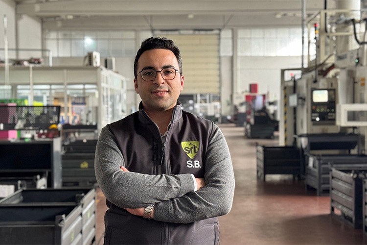 Avukatlığı bırakıp aile şirketini ihracatla büyütmek istiyor