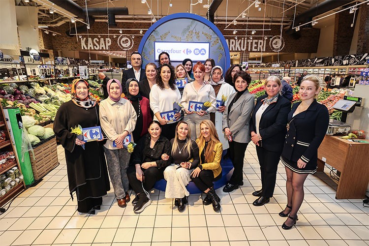 Üreten Kadınlar, CarrefourSA'da Buluştu