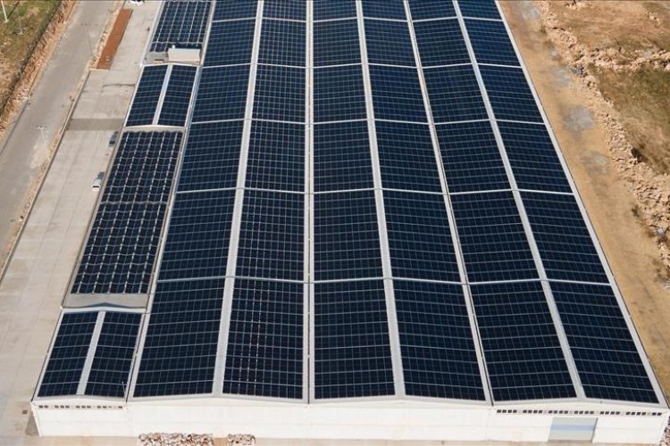 CW Enerji firma çatısına GES kurdu