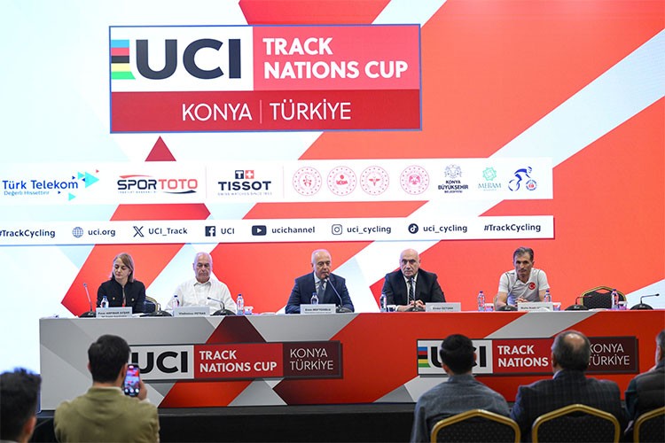 "Tüm Konyalıları Konya Velodromu'na bekliyoruz"