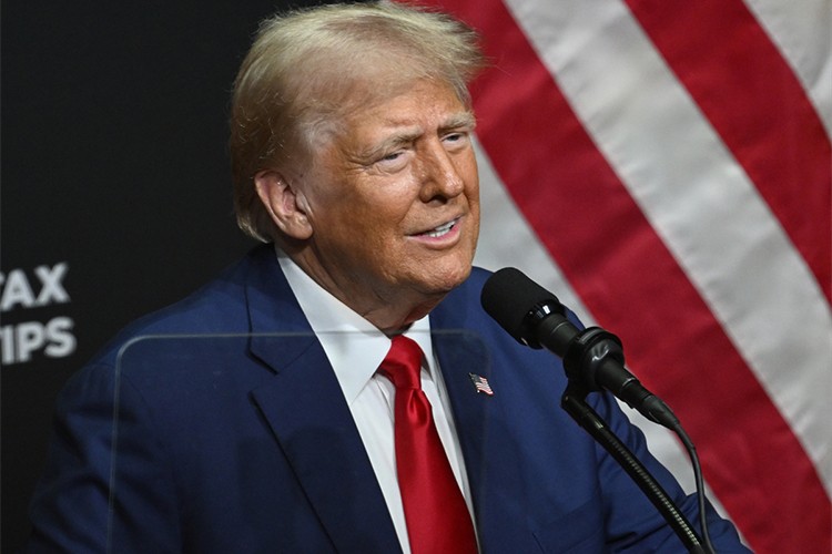 "Tarifeleri durdurmayı değerlendirmiyoruz"