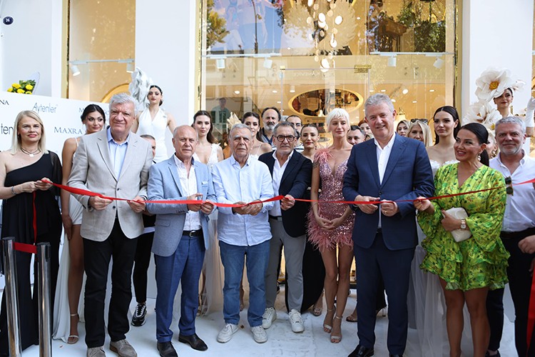 "Didem Soydan İngiltere yolcusu"