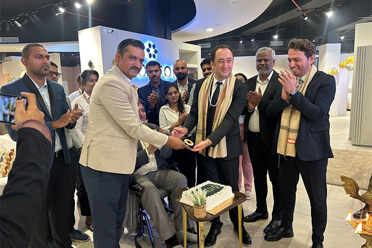 Konfor Hindistan'a İddialı Girdi