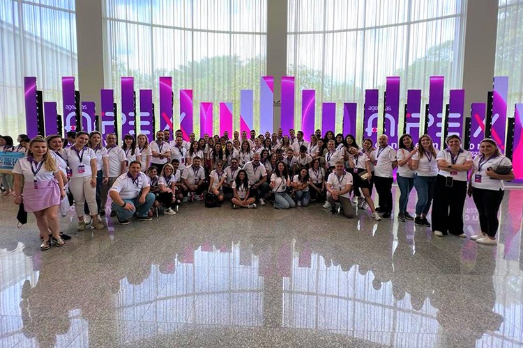 APEX Konferansı'nda Türkiye'yi Temsil Etti