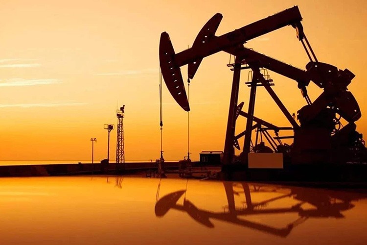 Petrol yükselişe geçti