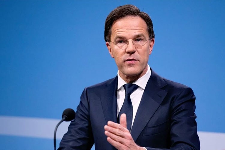 "NATO olarak daha fazla silaha ihtiyaç duyuyoruz"