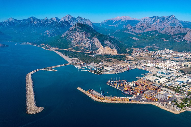 QTerminals Antalya Cumhuriyetin 100. yılını coşkuyla kutlayacak