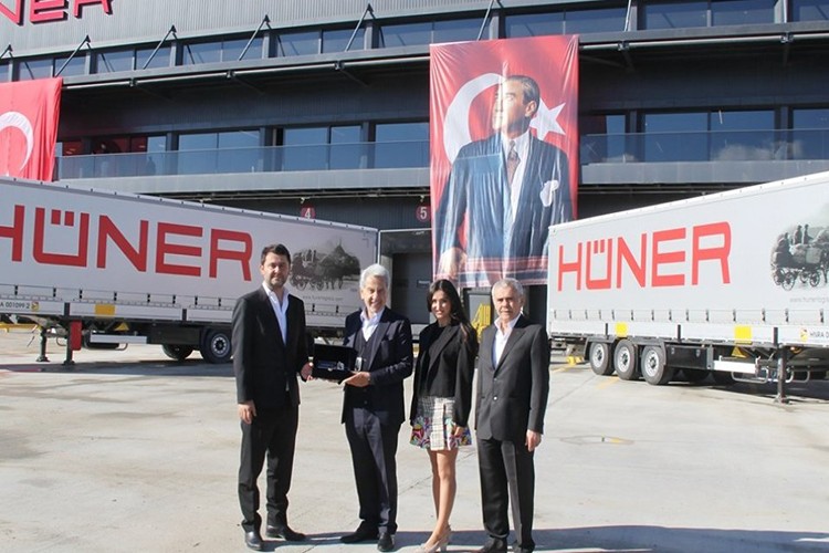 Hüner Lojistik 500 Tırsan ile filoyu büyüttü