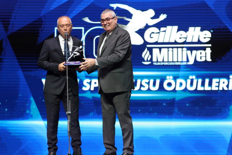 Türkiye Bisiklet Federasyonu Erdoğan Demirören Büyük Ödülü'ne layık görüldü