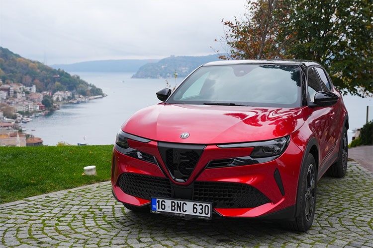 Bu yıl Türkiye'de 2 bin adedi aşkın otomobil satışı öngörüyor