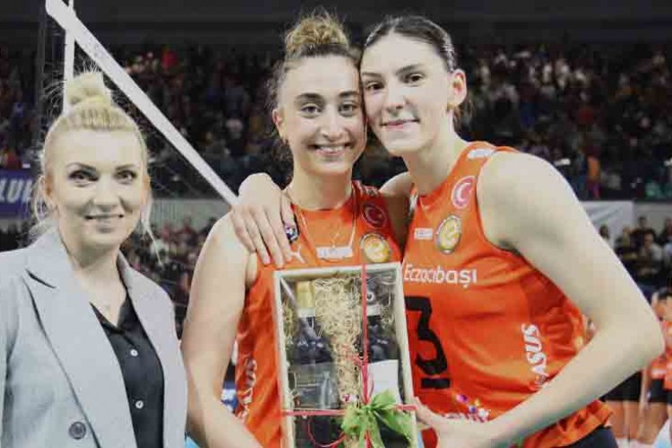 Eczacıbaşı Dynavit, Şampiyonlar Ligi'nde adını yarı finale yazdırdı