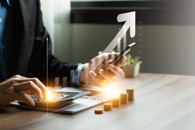 Yatırım Nedir? Nasıl Yapılır ve Altın, Kripto, Hisse Seçimi