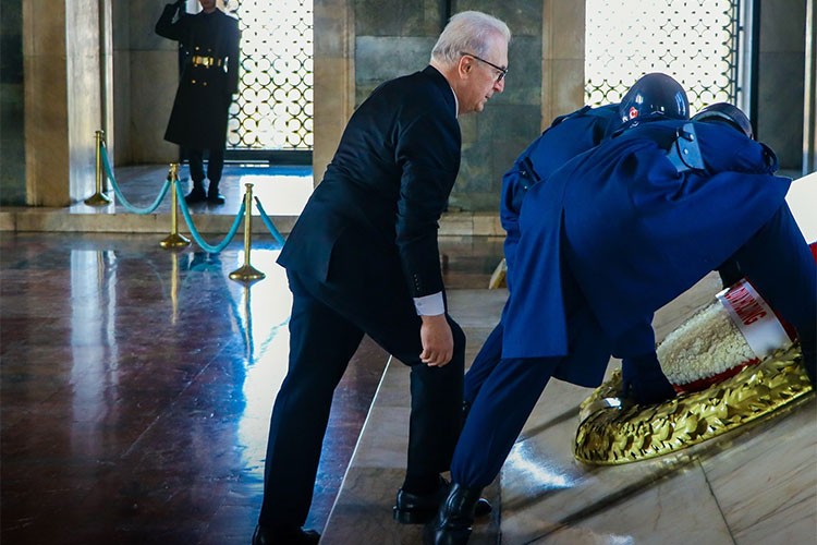 Cumhuriyet ve Ata'mızın izinde 50 yıl