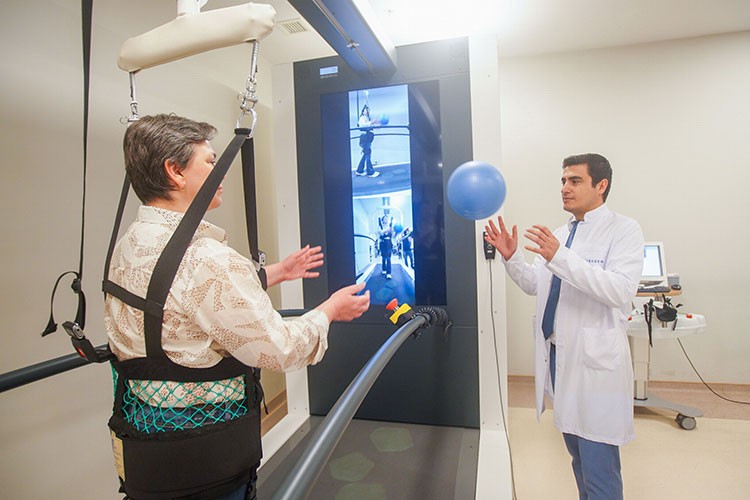 Felç tedavisine robot desteği