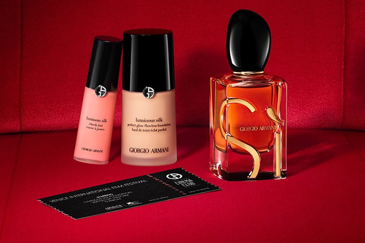 Armani, Venedik'te 8. sponsorluk yilini kutluyor