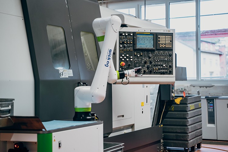 Robotik vitrinini gelişiyor