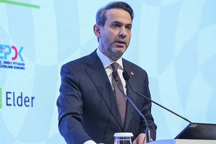 "Türkiye'yi ekonomik olarak çok güçlü hale getireceğiz"