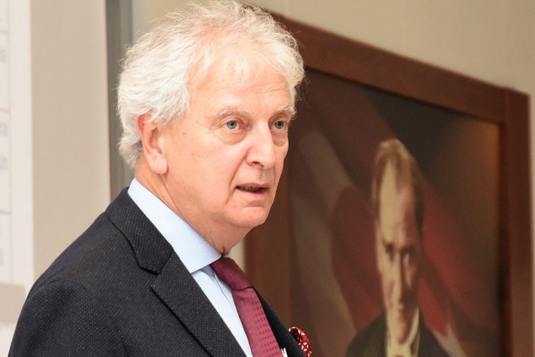 Sürdürülebilir gelecek için güneş enerjisi