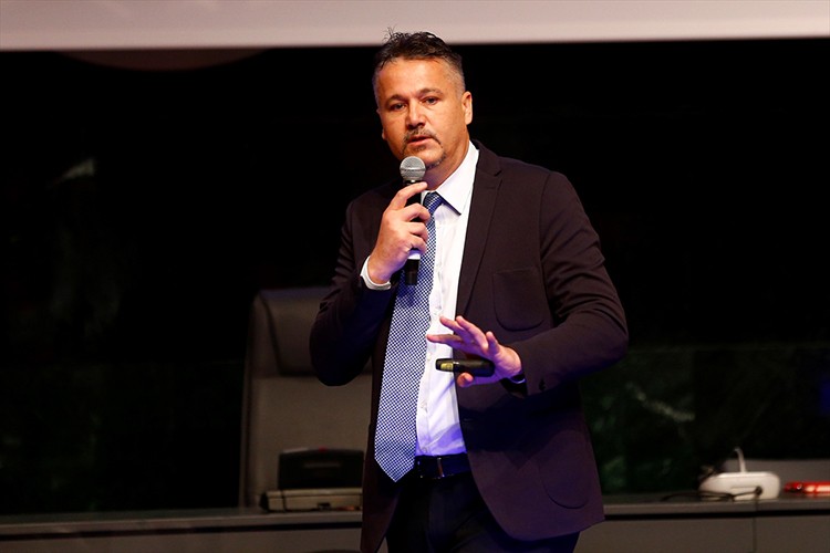 E-ticaret girişimcisine "kendi web siteni oluştur" önerisi