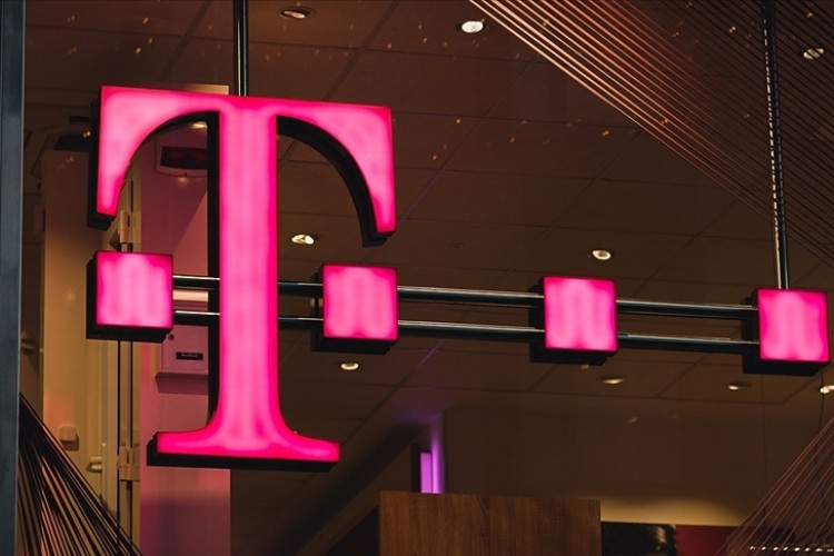 T-Mobile, US Cellular'ın kablosuz operasyonlarını 4,4 milyar dolara satın alacak