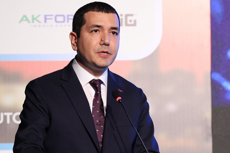 2 milyar dolarlık ihracat koşusunu başlattı