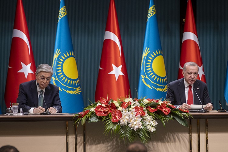 "Türkiye Kazakistan için çok önemli stratejik ortaktır"