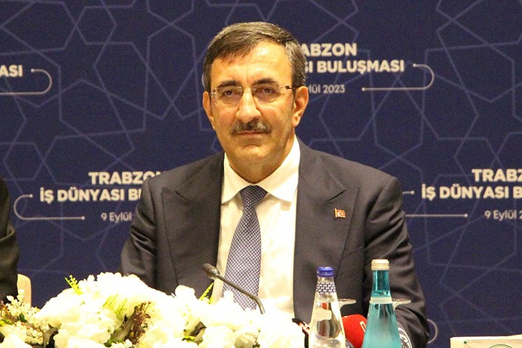 "Kişi başına gelir 14 bin 885 dolara ulaşacak"