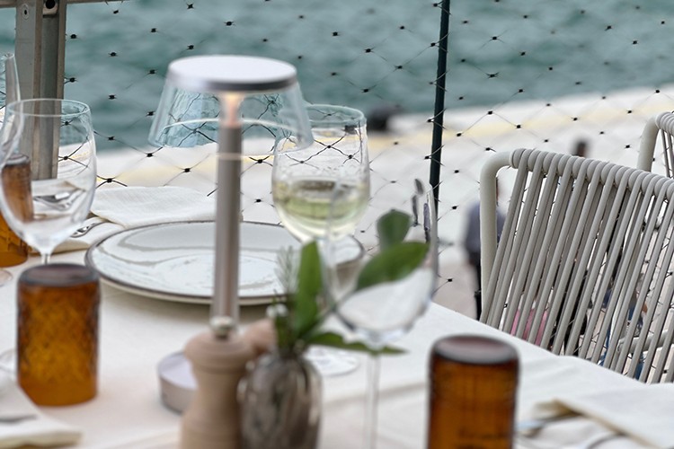 Restoran Modern açıldı