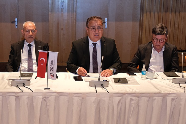 Alüminyum ihracatı 4 ayda 1,63 milyar dolar oldu