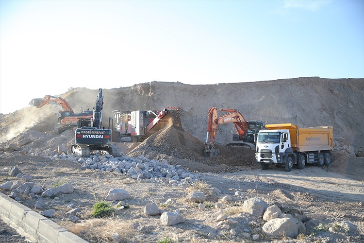 Niğde OSB hafriyatla 40 milyon lira tasarruf etti