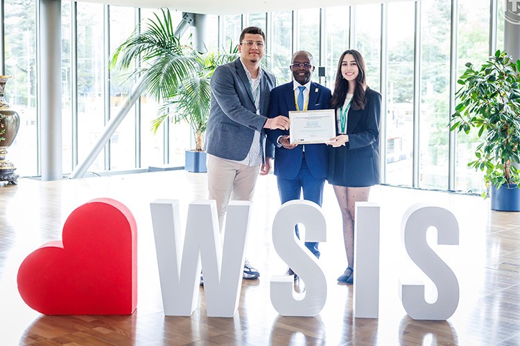 Dijital Öğretmenler Projesi'ne uluslararası ödül